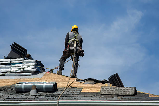 Professional Gutter Installation technician working in Vincent, CA